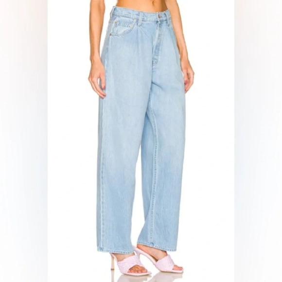 Mother Jeans Pleated Fun Dip Puddle Light Wash Straight Leg NWT Size 32 - Picture 3 of 13
